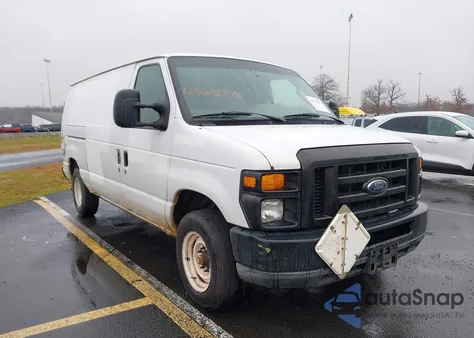 2010 Ford E-150 Commercial/Recreational z USA, uszkodzony, nr VIN 1FTNE1EW8ADA91796